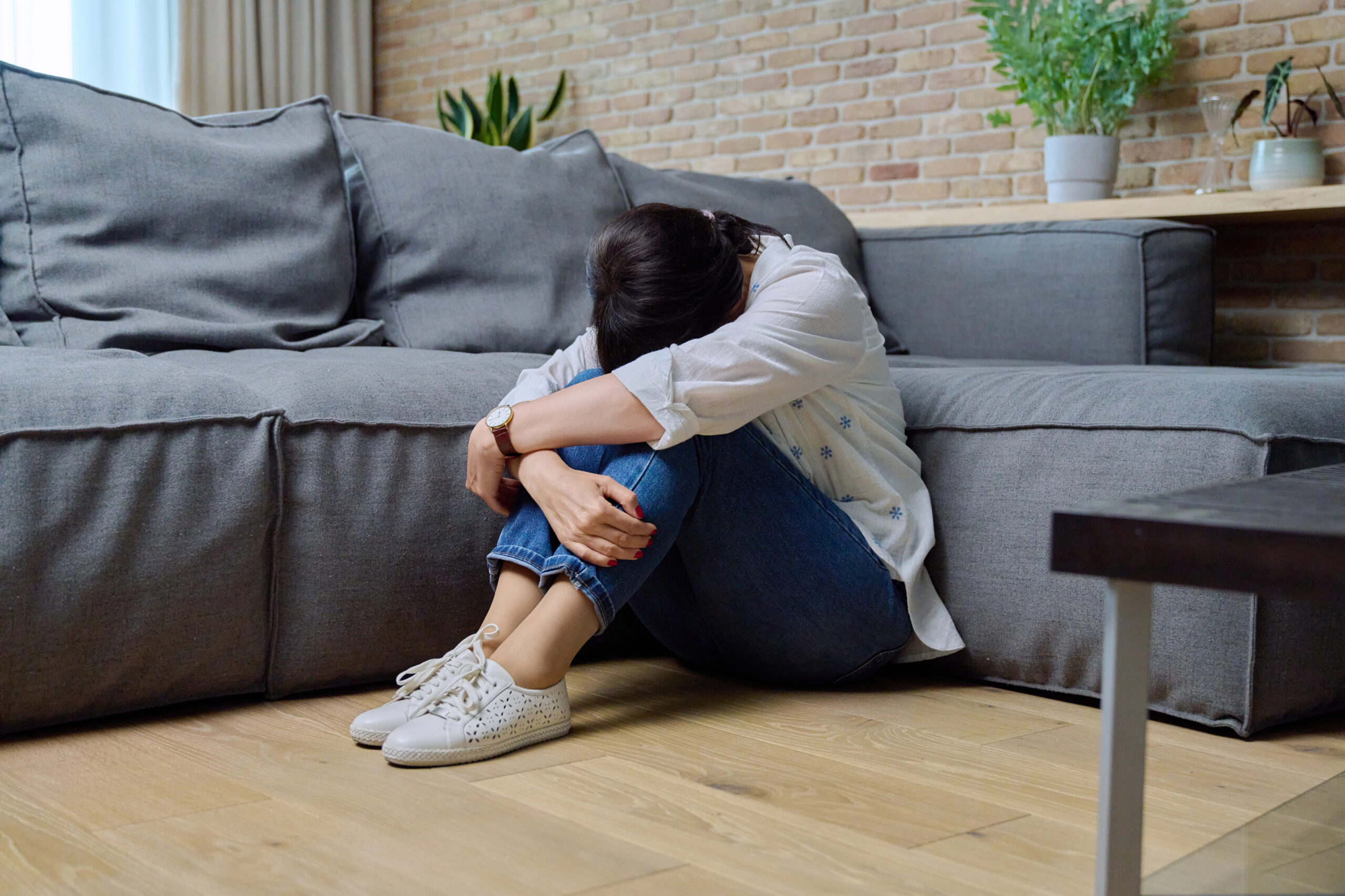 How EMDR Therapy Helps Process Trauma (Even Years Later) Healing the Echoes of the Past: How EMDR Therapy Helps Process Trauma